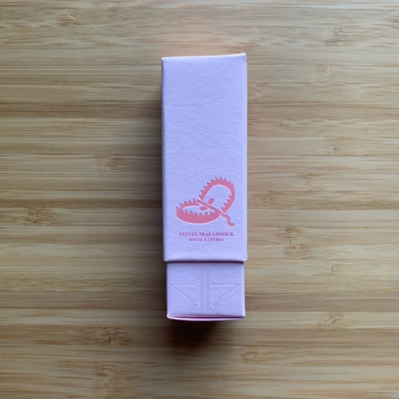 Jeffree Star Velvet Trap Lipstick - So Jaded (Muted Deep Moss Green) - NWB - Picture 4 of 4